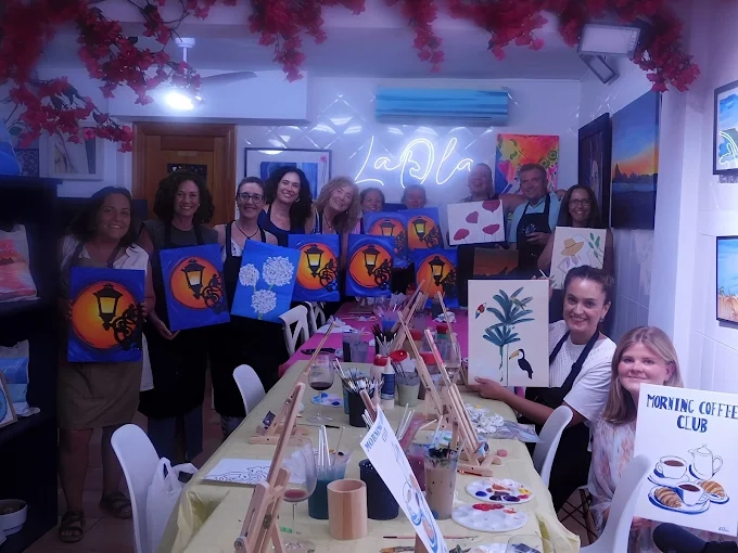 Espacio multifuncional para talleres y exposiciones